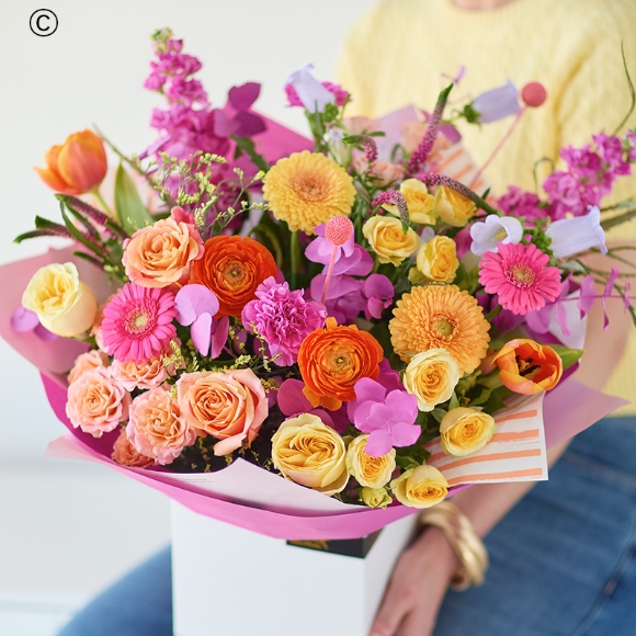 Dazzling Mothers Day Bouquet