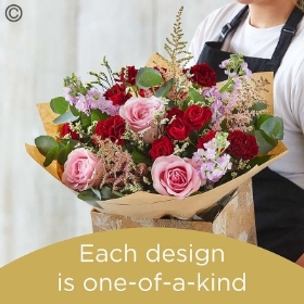 Hand tied bouquet made with seasonal flowers (HT5S)